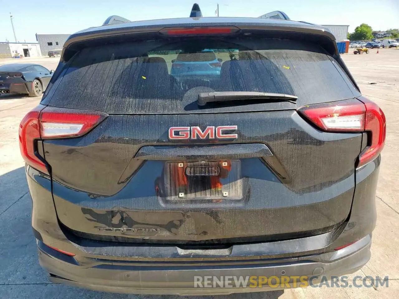 6 Photograph of a damaged car 3GKALPEV8NL292374 GMC TERRAIN 2022