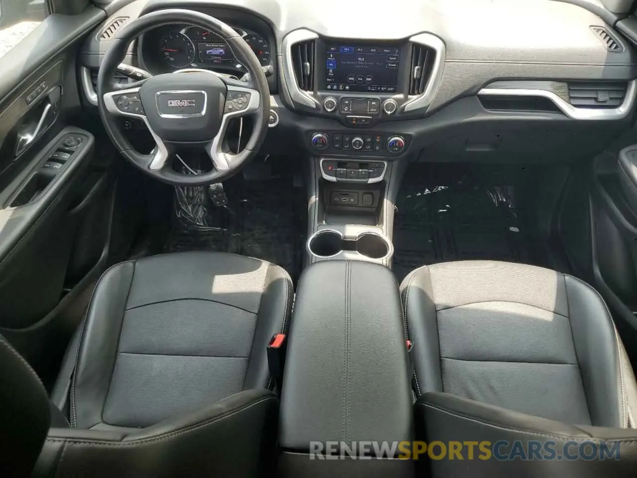 8 Photograph of a damaged car 3GKALPEV9NL209454 GMC TERRAIN 2022