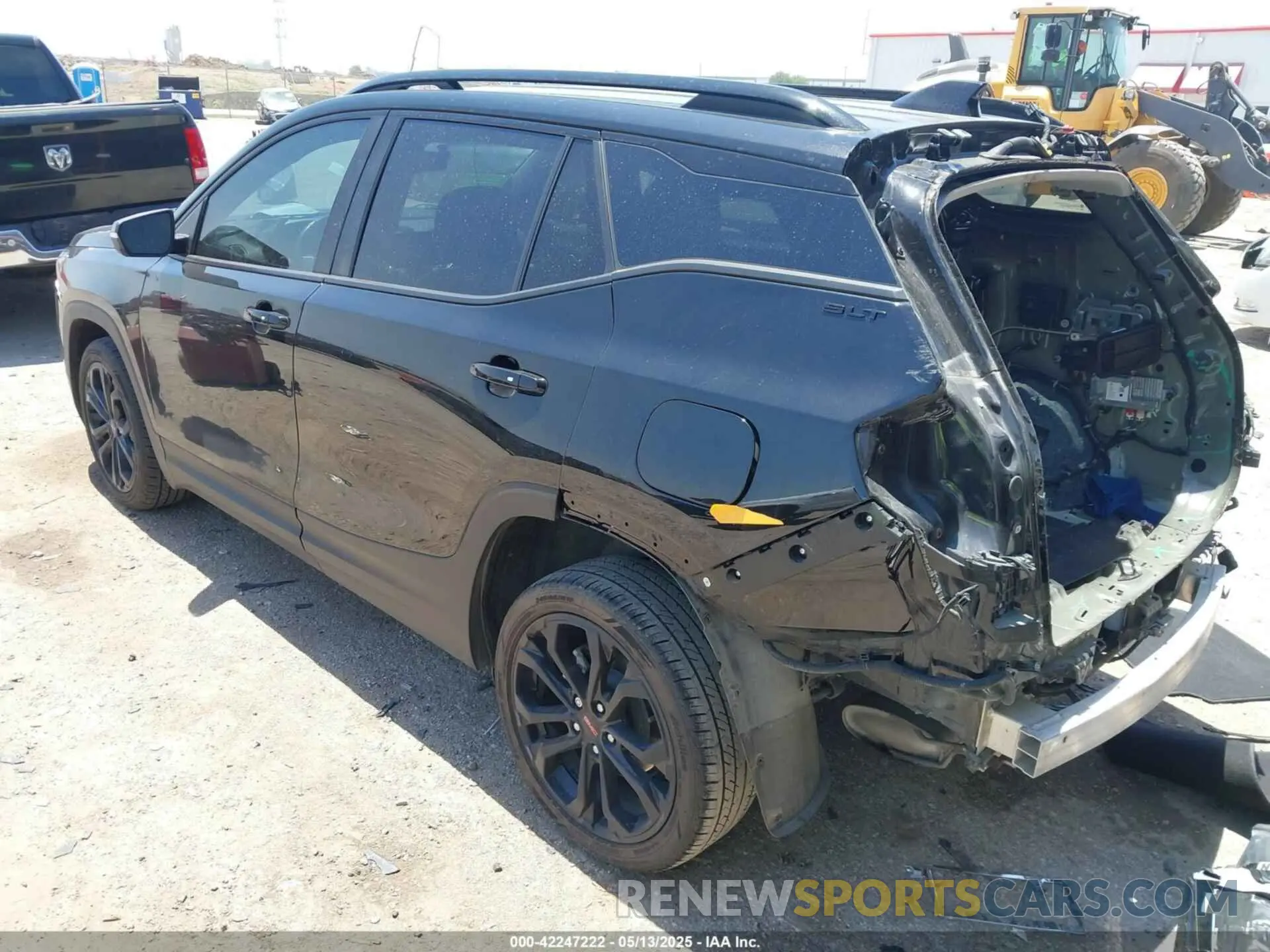 3 Photograph of a damaged car 3GKALPEVXNL280050 GMC TERRAIN 2022
