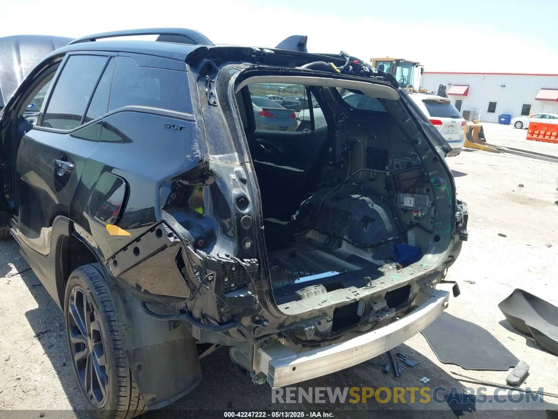 6 Photograph of a damaged car 3GKALPEVXNL280050 GMC TERRAIN 2022