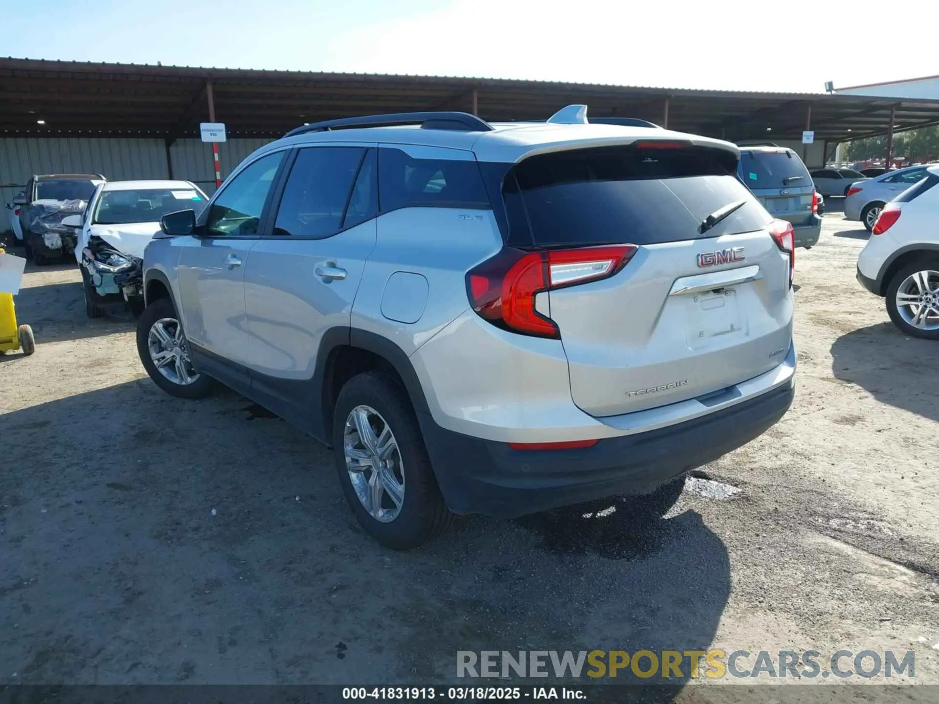3 Photograph of a damaged car 3GKALTEV0NL127766 GMC TERRAIN 2022
