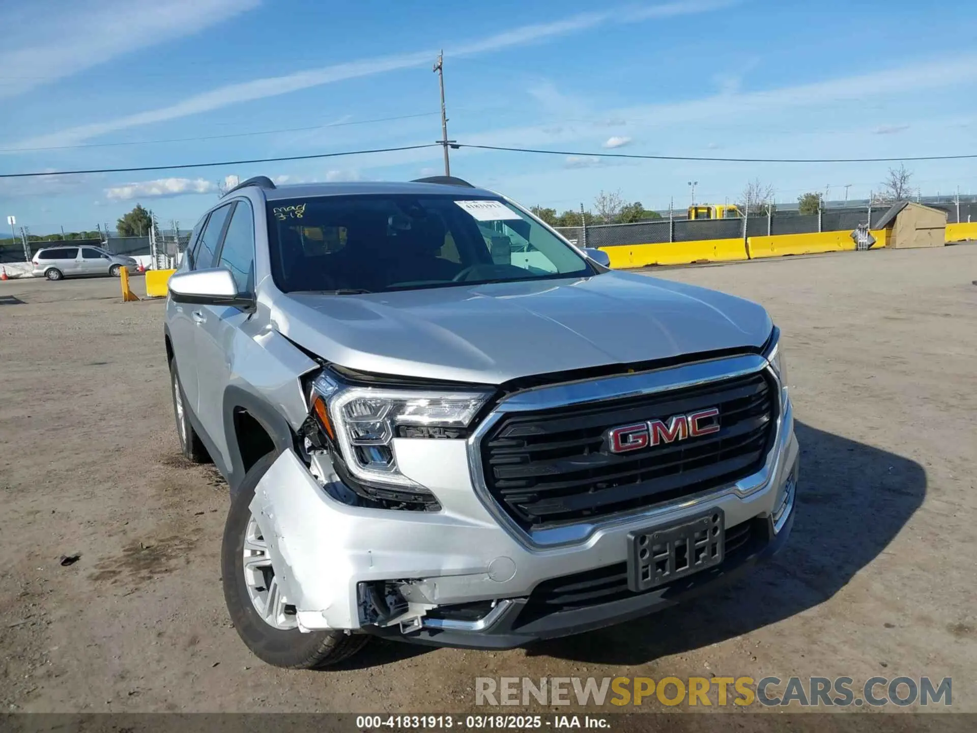 6 Photograph of a damaged car 3GKALTEV0NL127766 GMC TERRAIN 2022