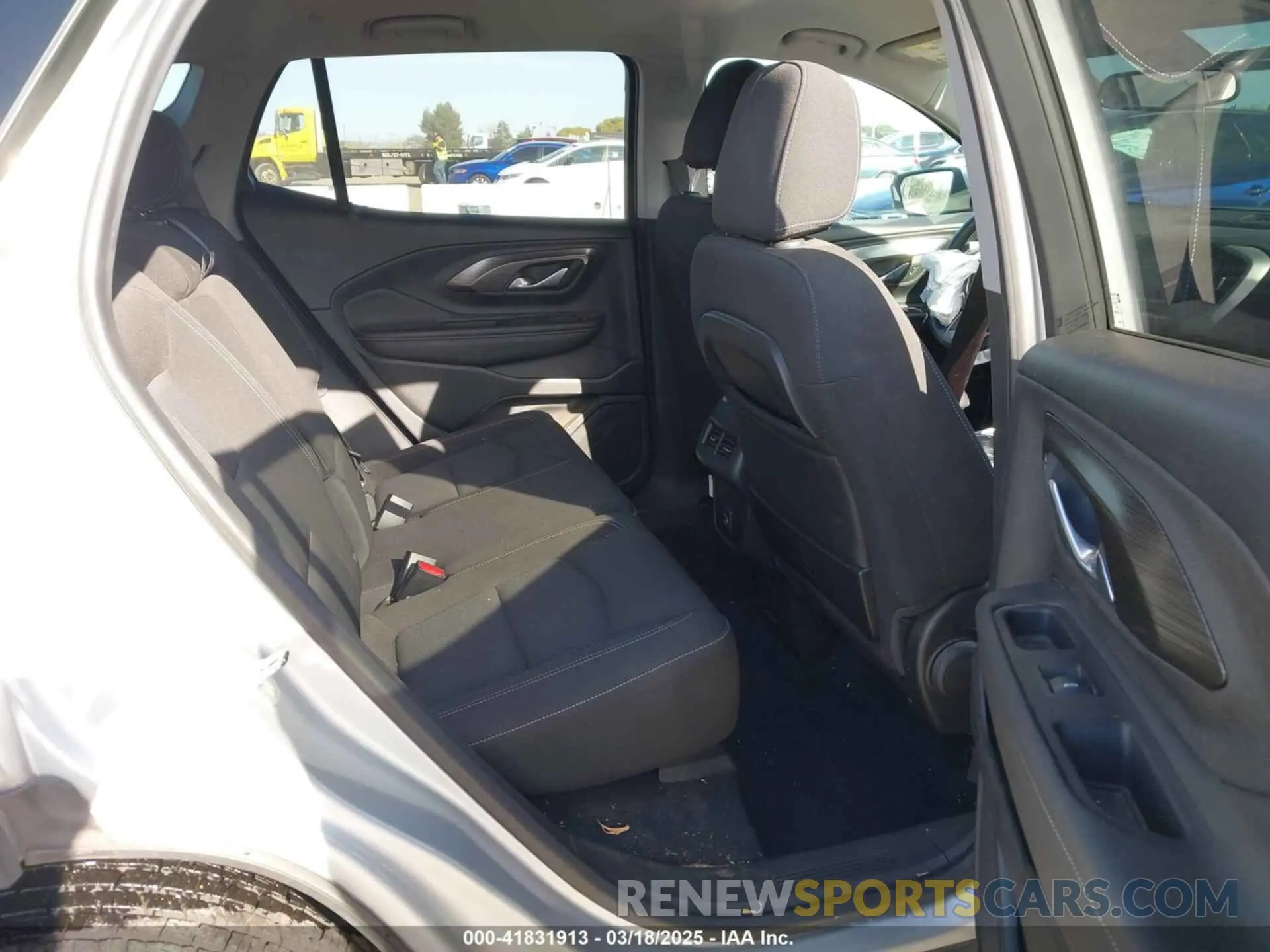 8 Photograph of a damaged car 3GKALTEV0NL127766 GMC TERRAIN 2022