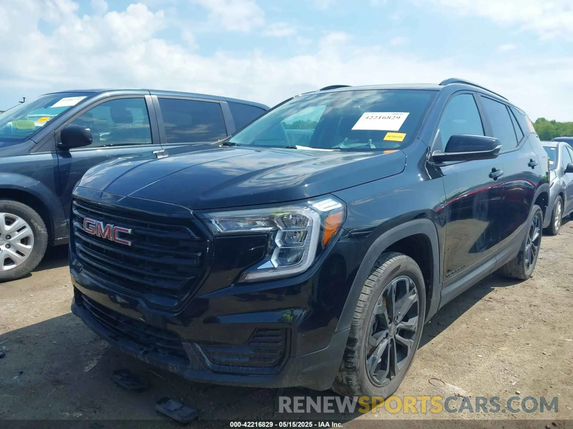 2 Photograph of a damaged car 3GKALTEV0NL206712 GMC TERRAIN 2022