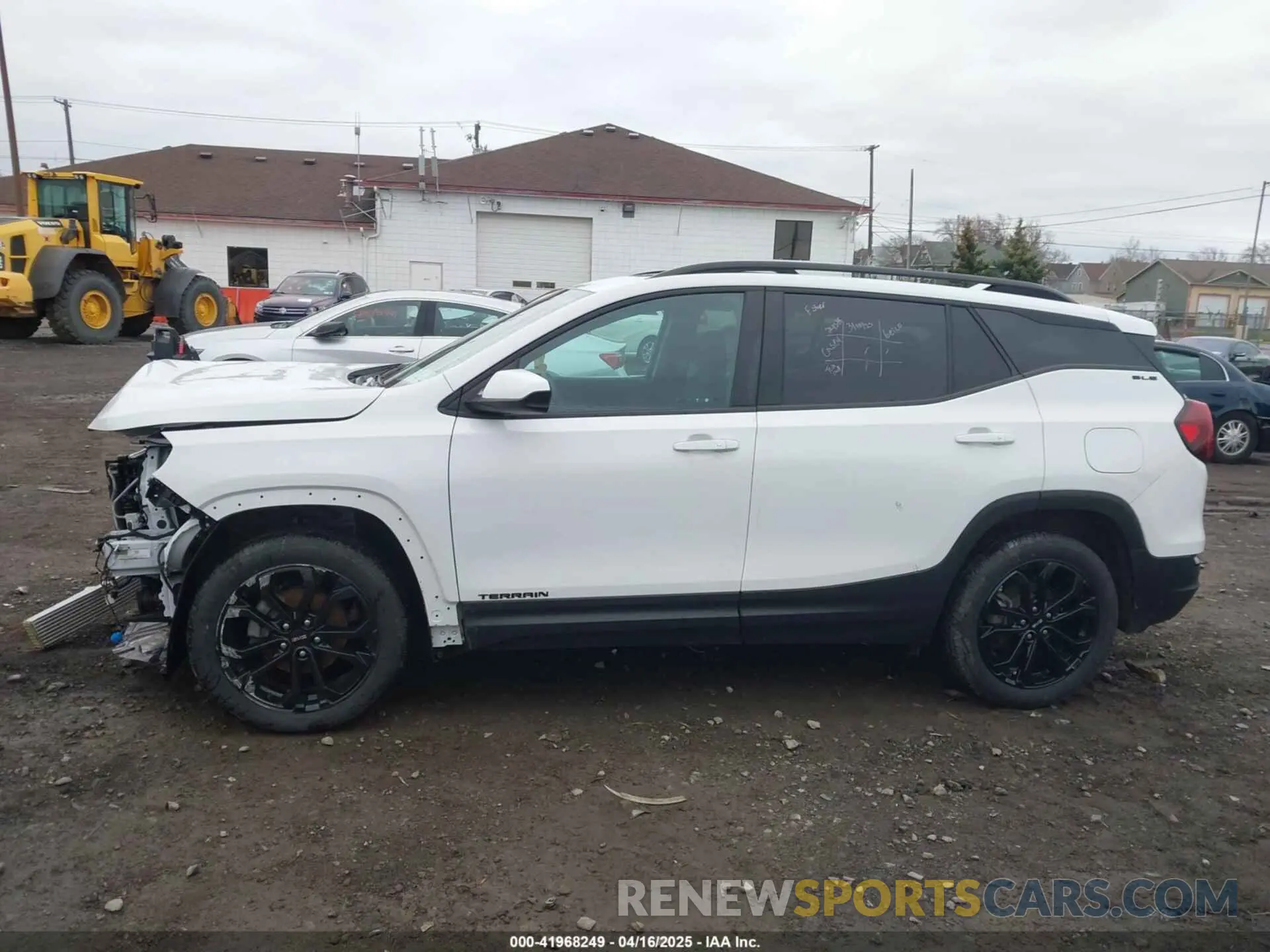 12 Photograph of a damaged car 3GKALTEV1NL185109 GMC TERRAIN 2022