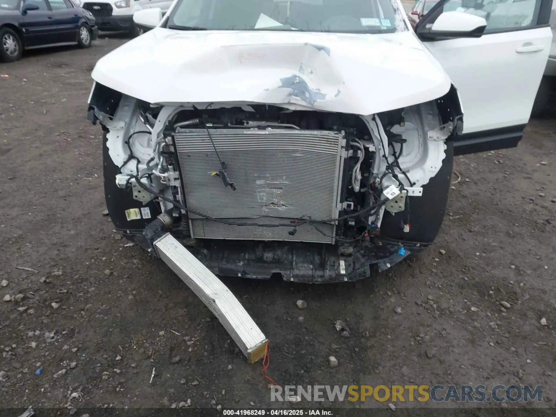 5 Photograph of a damaged car 3GKALTEV1NL185109 GMC TERRAIN 2022