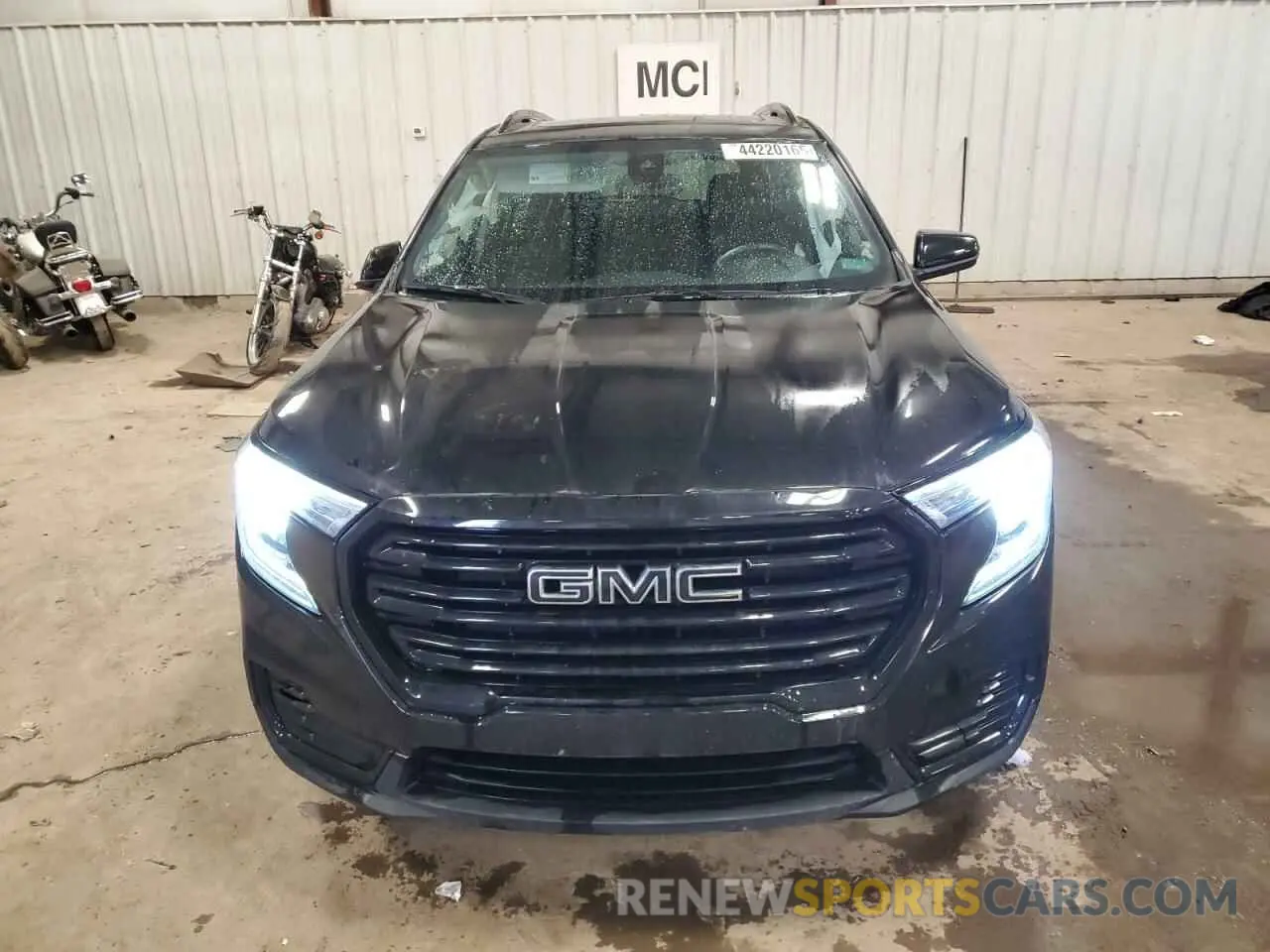 5 Photograph of a damaged car 3GKALTEV1NL216522 GMC TERRAIN 2022