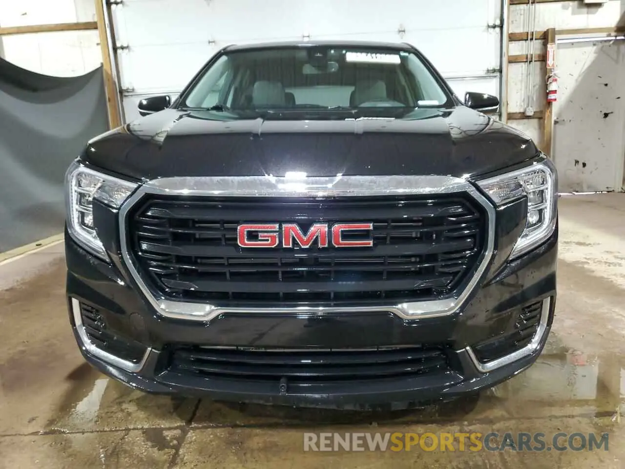 5 Photograph of a damaged car 3GKALTEV1NL233952 GMC TERRAIN 2022