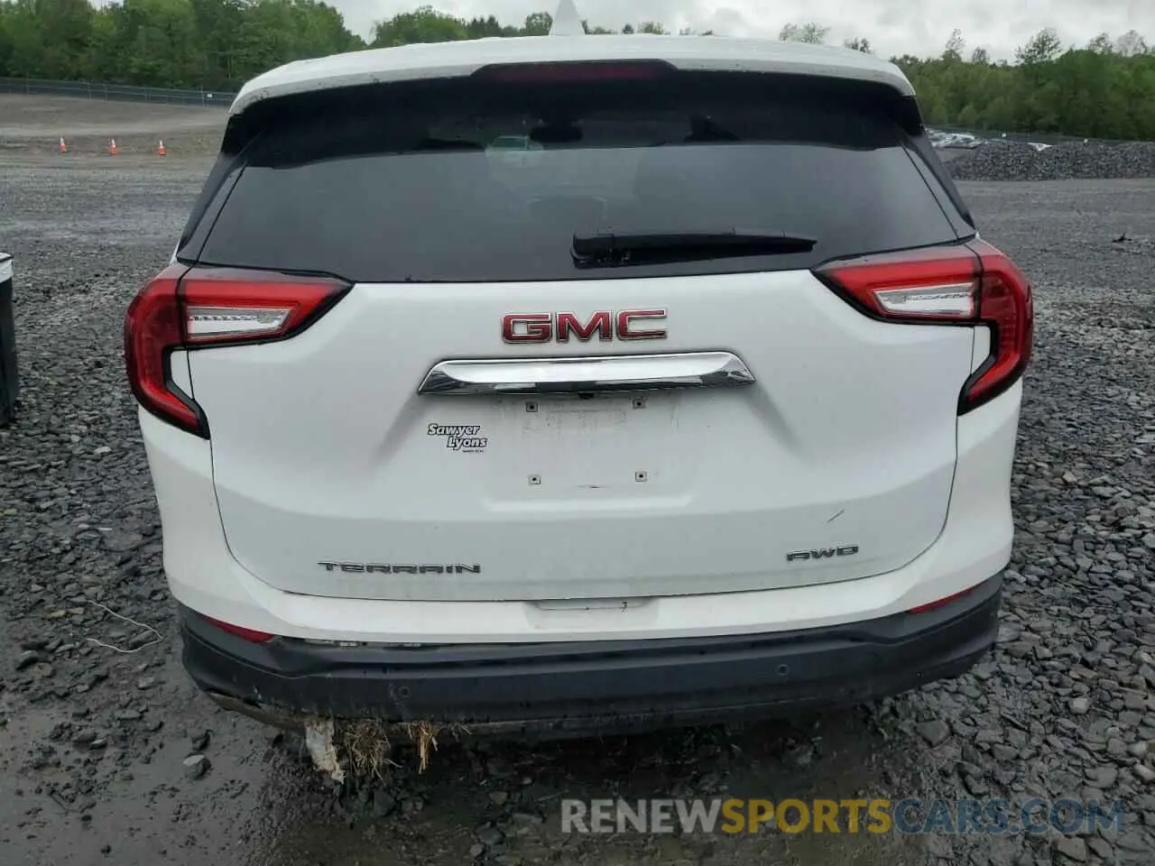 6 Photograph of a damaged car 3GKALTEV1NL234843 GMC TERRAIN 2022