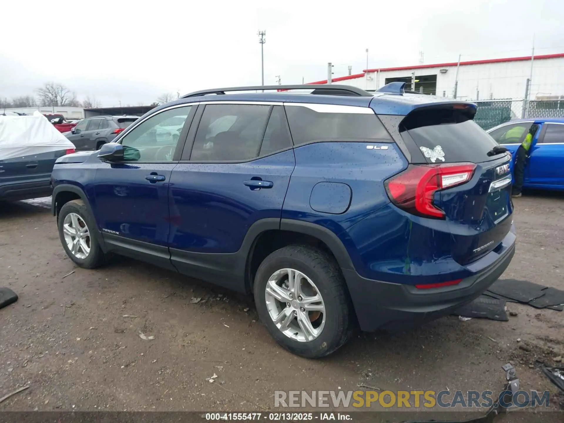 15 Photograph of a damaged car 3GKALTEV3NL191168 GMC TERRAIN 2022