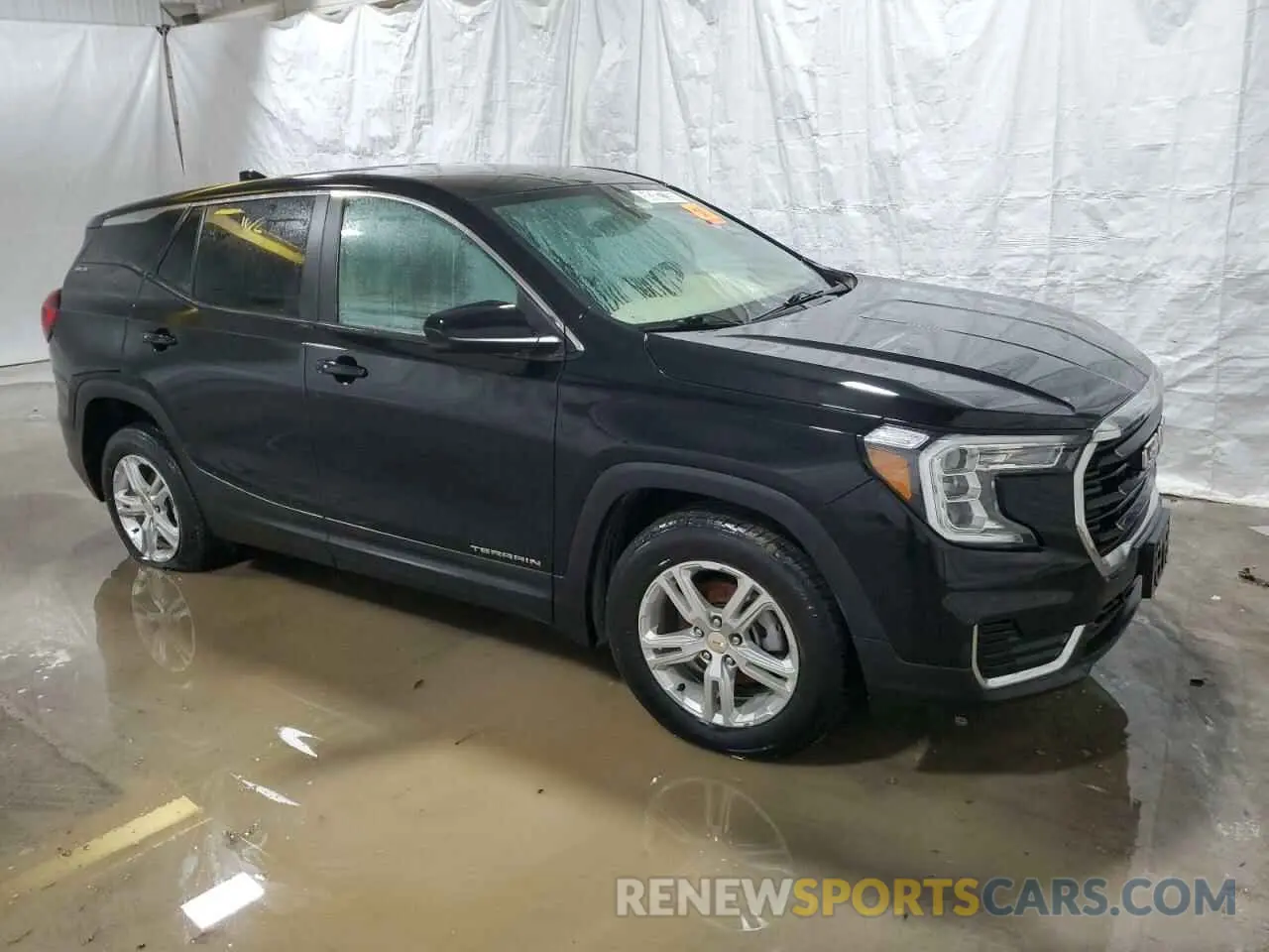 4 Photograph of a damaged car 3GKALTEV4NL177781 GMC TERRAIN 2022
