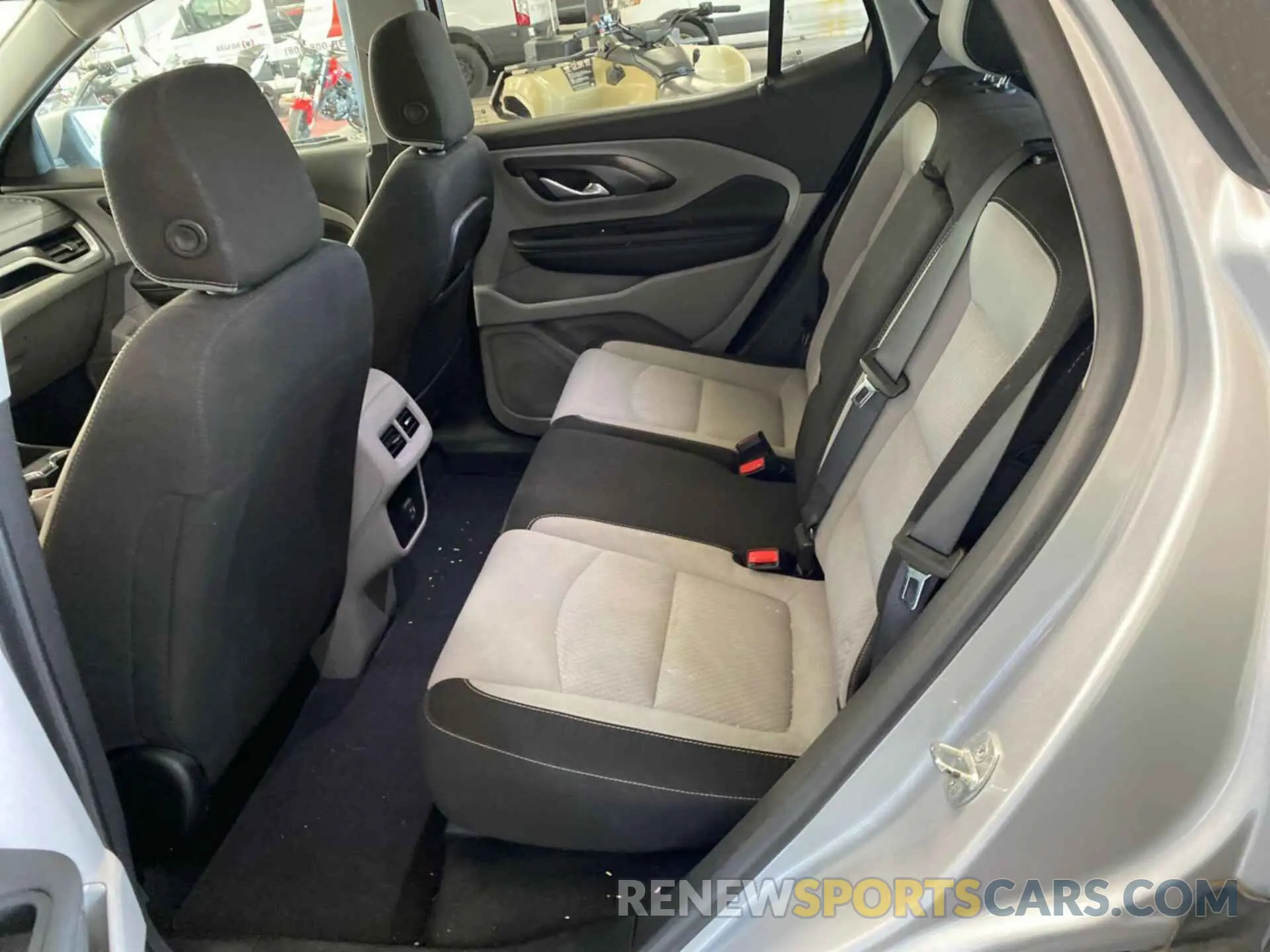 24 Photograph of a damaged car 3GKALTEV5NL230570 GMC TERRAIN 2022