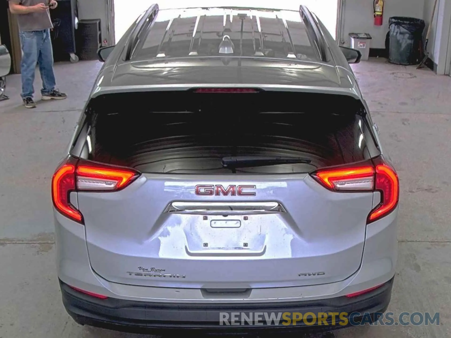 7 Photograph of a damaged car 3GKALTEV5NL230570 GMC TERRAIN 2022