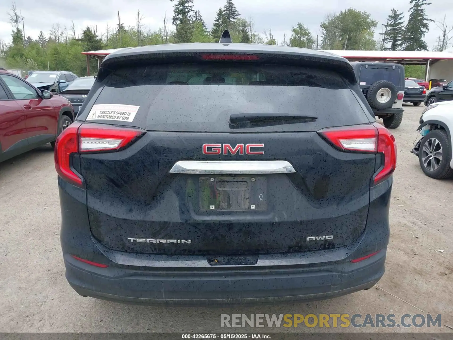 17 Photograph of a damaged car 3GKALTEV6NL167902 GMC TERRAIN 2022