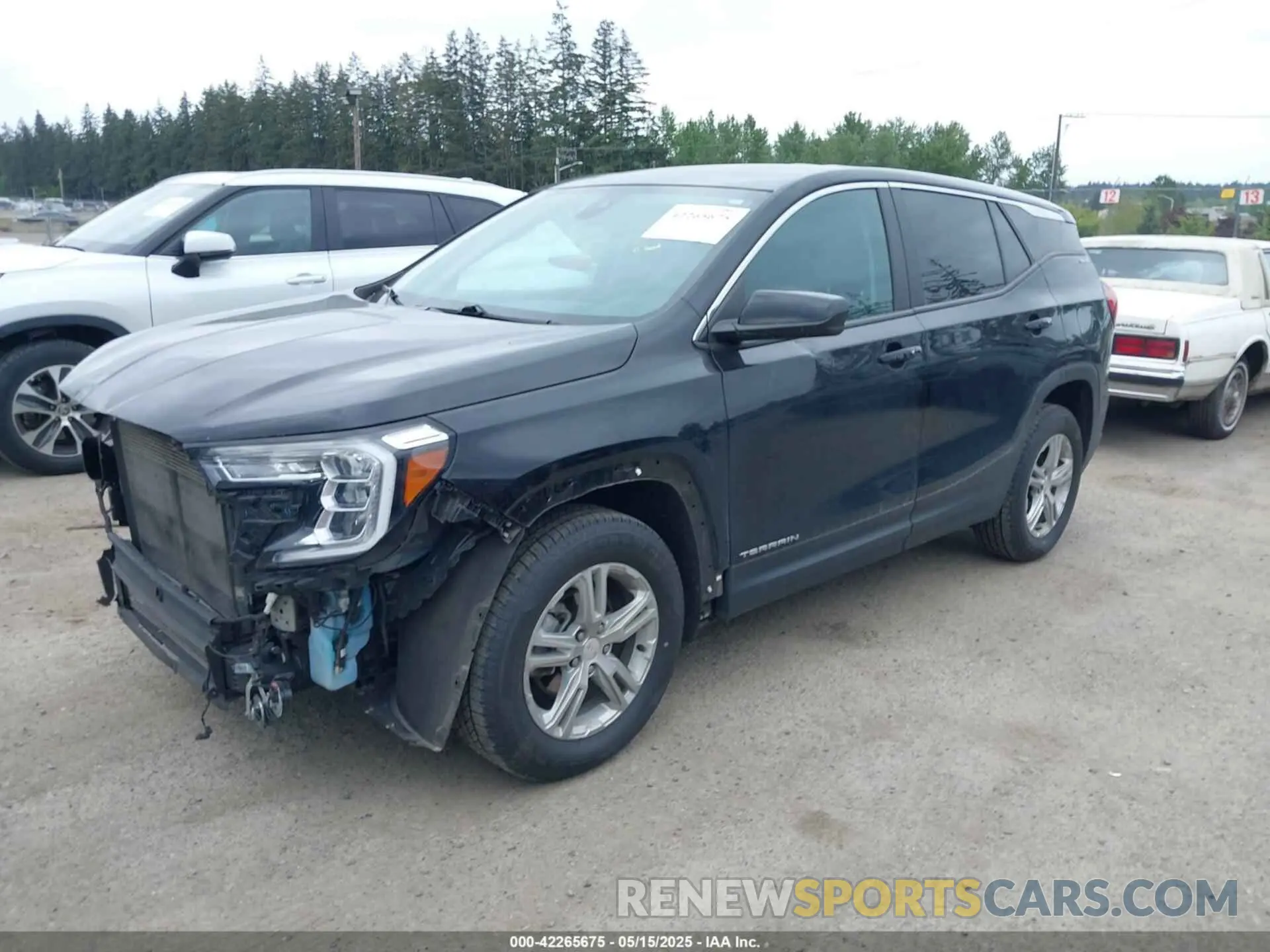 2 Photograph of a damaged car 3GKALTEV6NL167902 GMC TERRAIN 2022