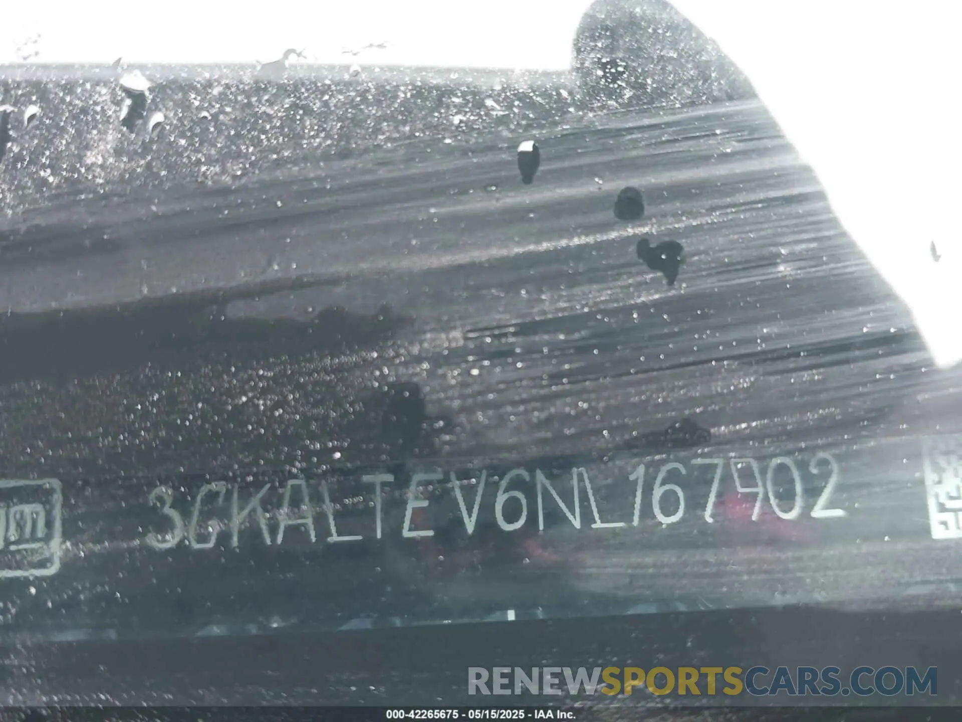 21 Photograph of a damaged car 3GKALTEV6NL167902 GMC TERRAIN 2022