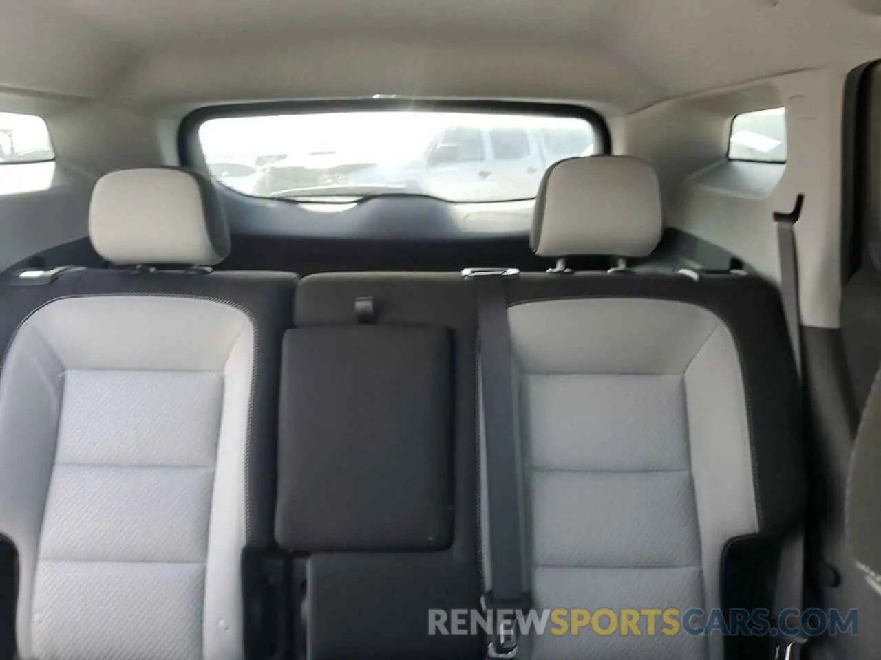 10 Photograph of a damaged car 3GKALTEV6NL173232 GMC TERRAIN 2022