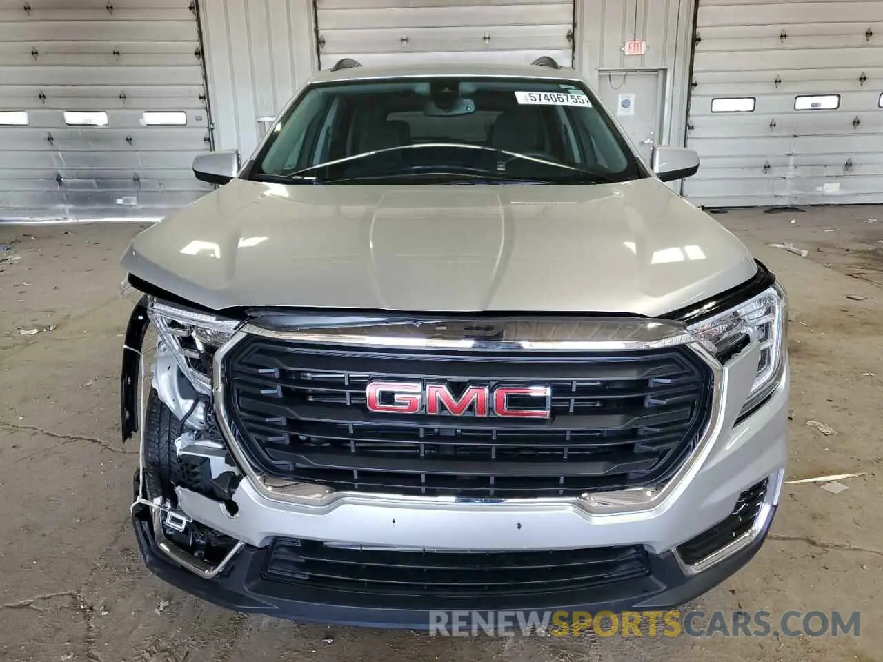 5 Photograph of a damaged car 3GKALTEV8NL114182 GMC TERRAIN 2022