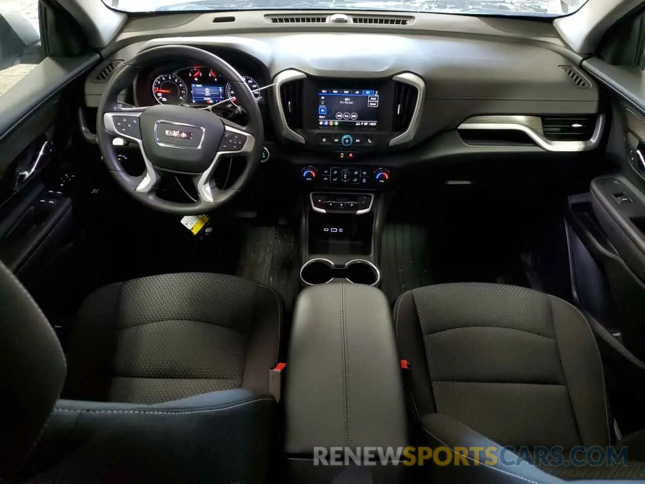 8 Photograph of a damaged car 3GKALTEV8NL114182 GMC TERRAIN 2022