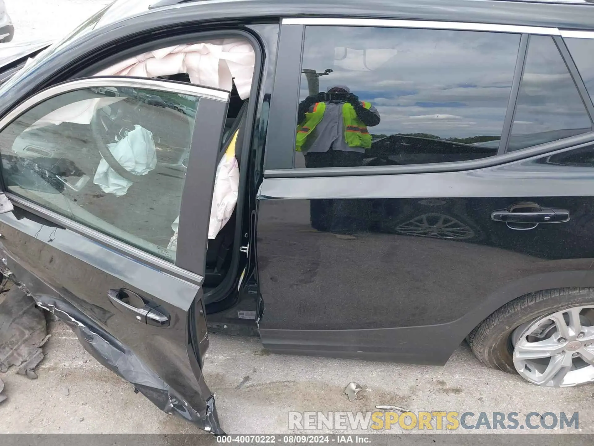15 Photograph of a damaged car 3GKALTEV9NL219488 GMC TERRAIN 2022