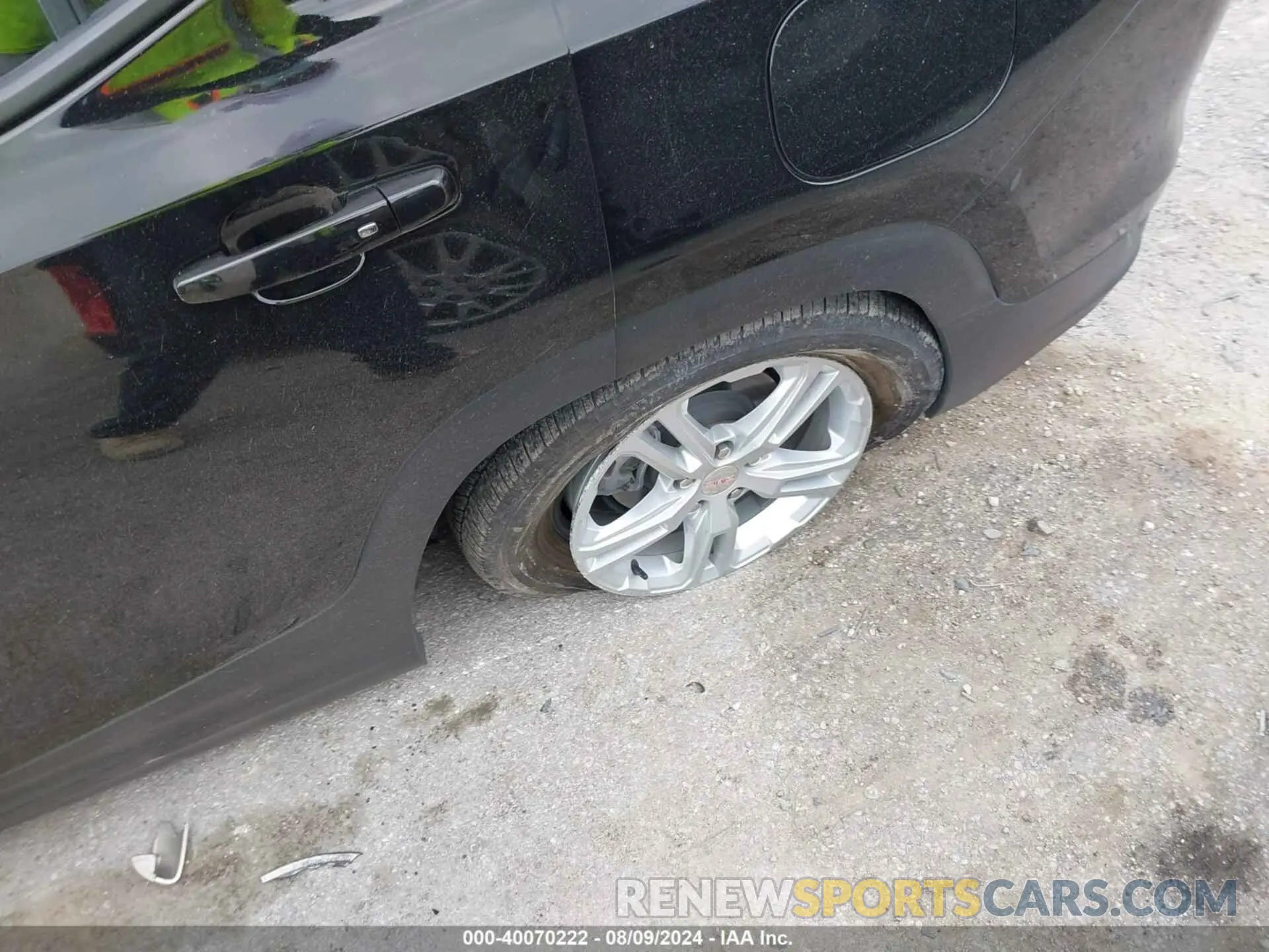 19 Photograph of a damaged car 3GKALTEV9NL219488 GMC TERRAIN 2022