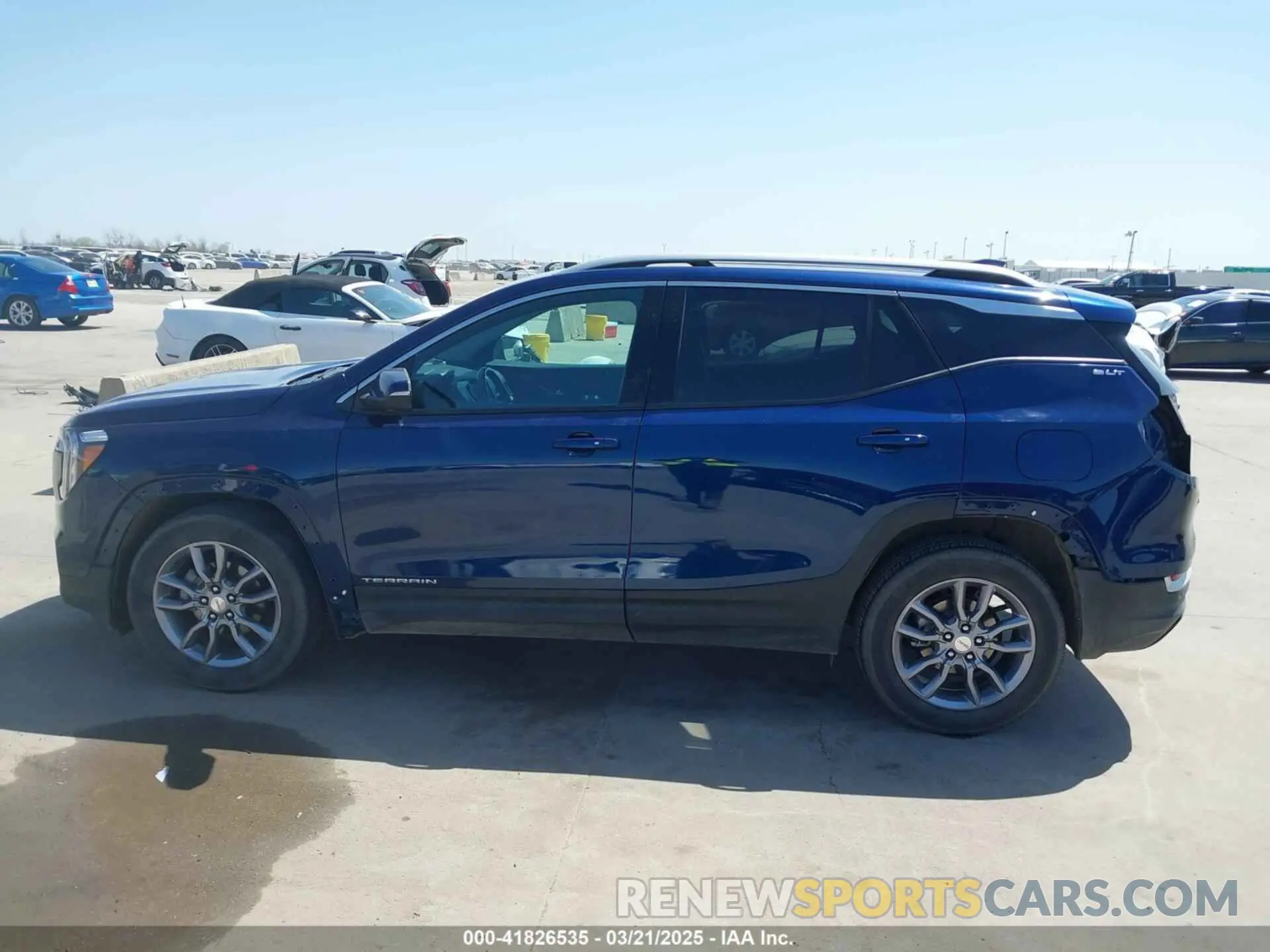 15 Photograph of a damaged car 3GKALVEV0NL183265 GMC TERRAIN 2022