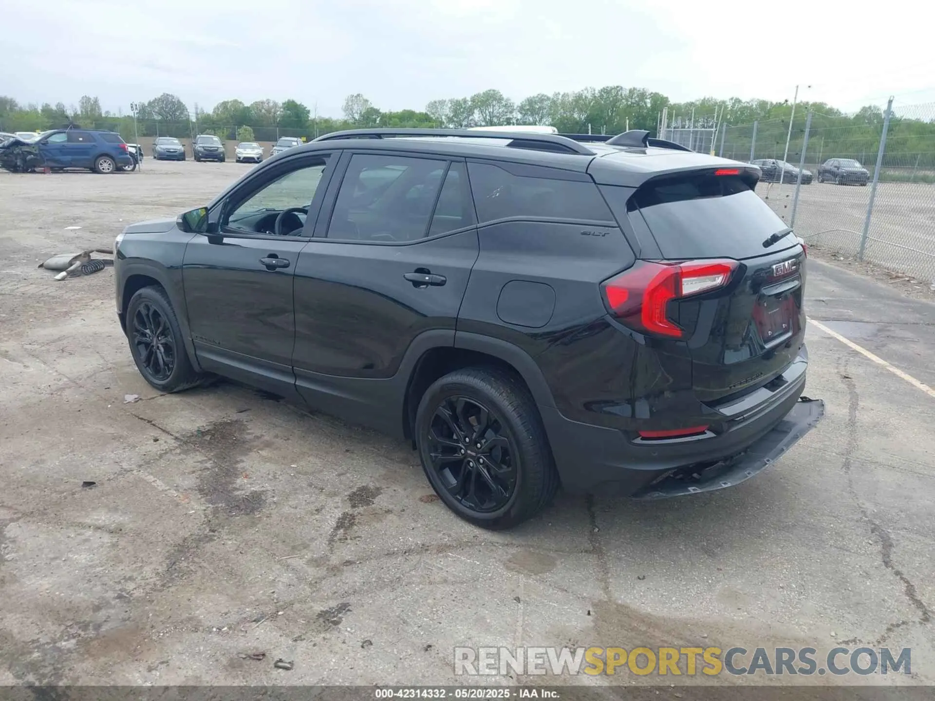 3 Photograph of a damaged car 3GKALVEV0NL276058 GMC TERRAIN 2022