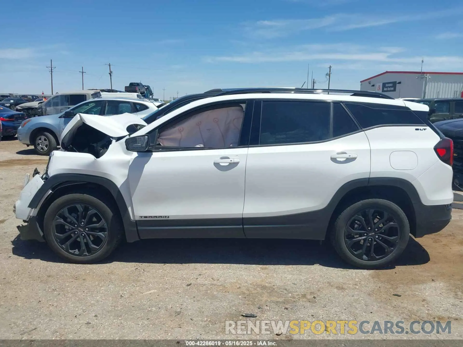 13 Photograph of a damaged car 3GKALVEV0NL293247 GMC TERRAIN 2022