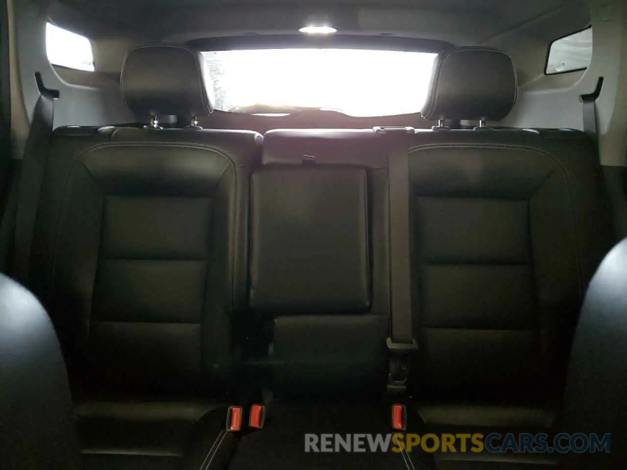 10 Photograph of a damaged car 3GKALVEV1NL125357 GMC TERRAIN 2022