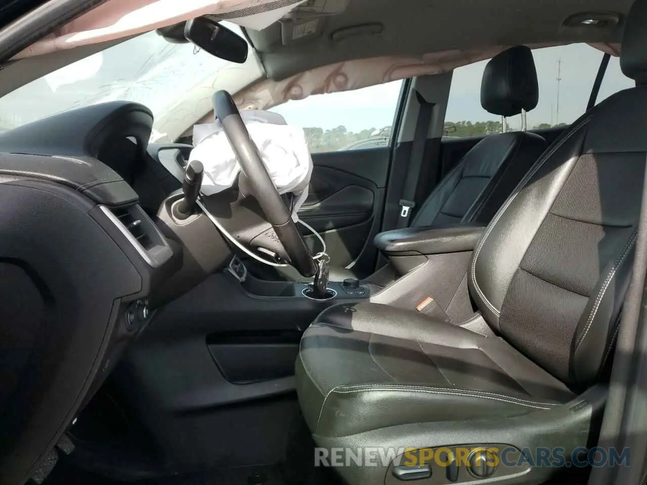 7 Photograph of a damaged car 3GKALVEV1NL179564 GMC TERRAIN 2022