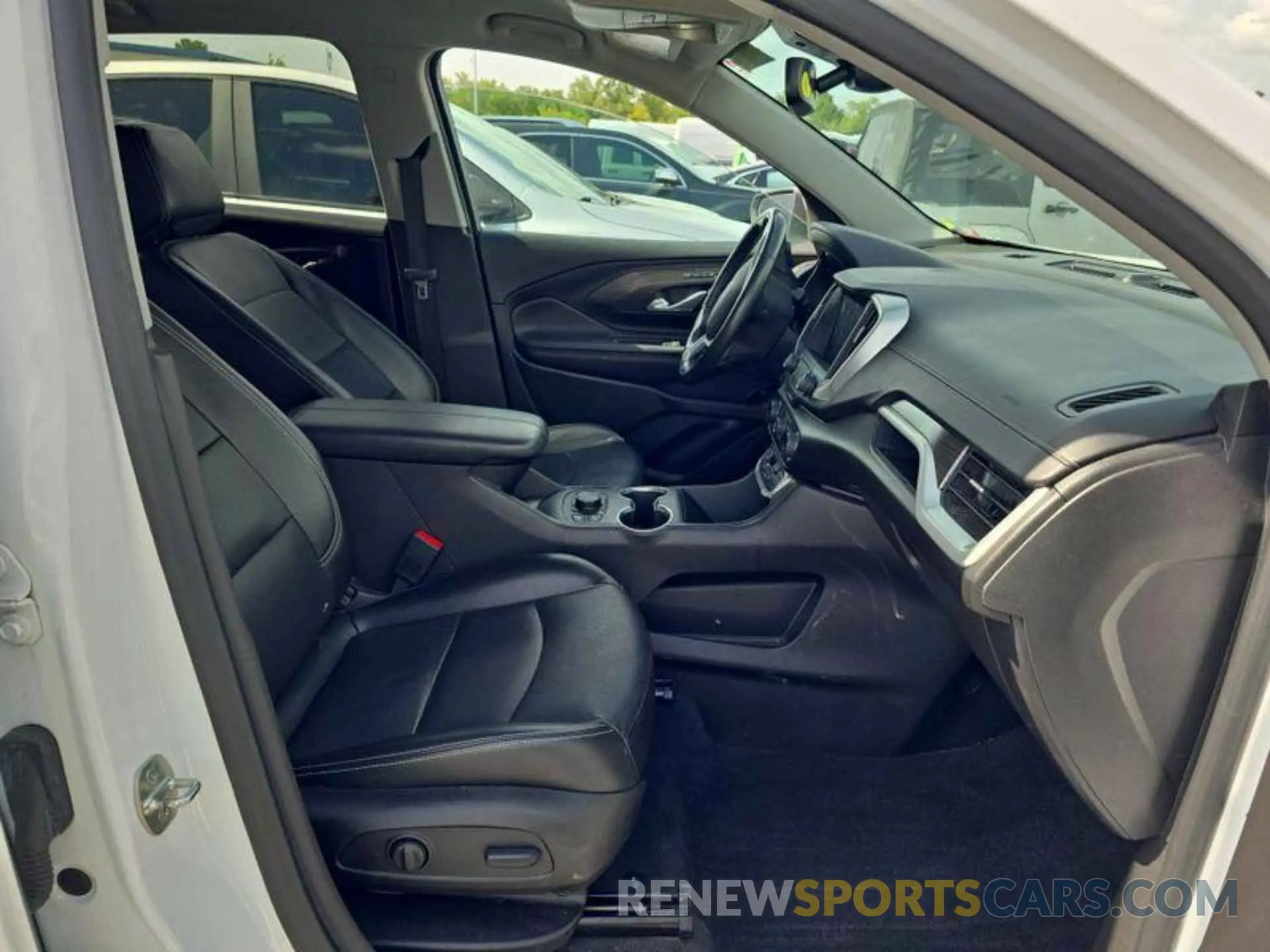 7 Photograph of a damaged car 3GKALVEV3NL149238 GMC TERRAIN 2022