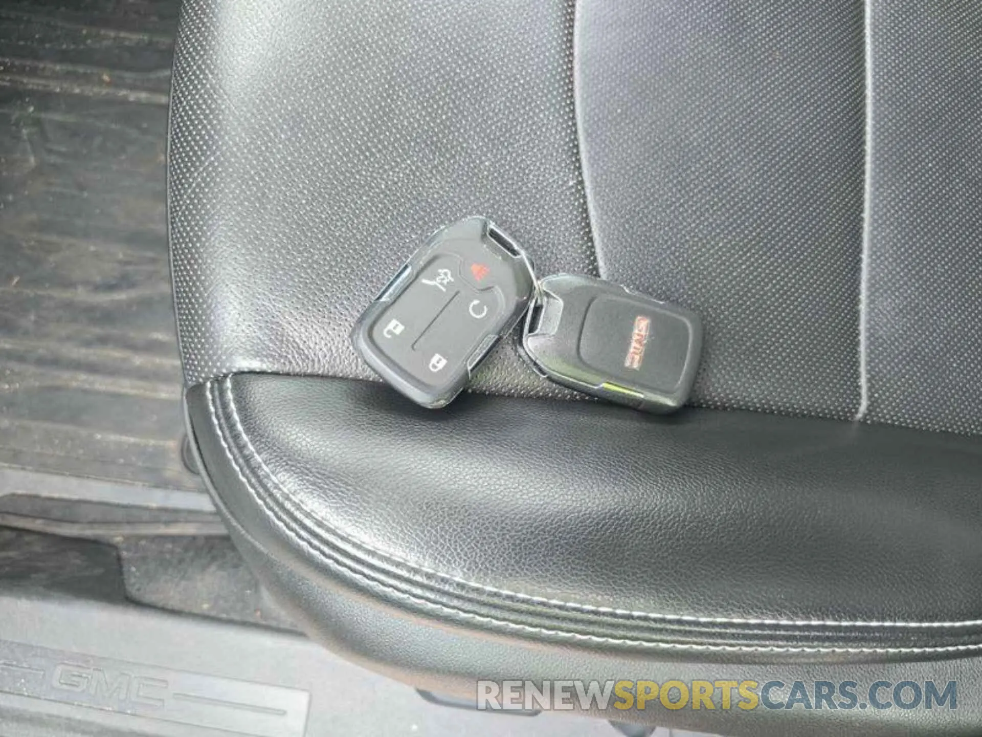 10 Photograph of a damaged car 3GKALVEV3NL232412 GMC TERRAIN 2022