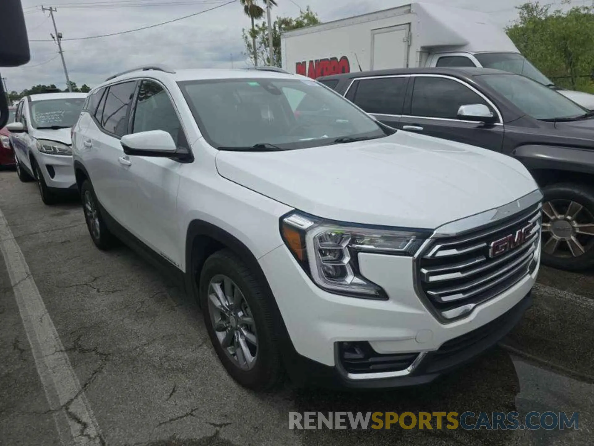 11 Photograph of a damaged car 3GKALVEV3NL232412 GMC TERRAIN 2022