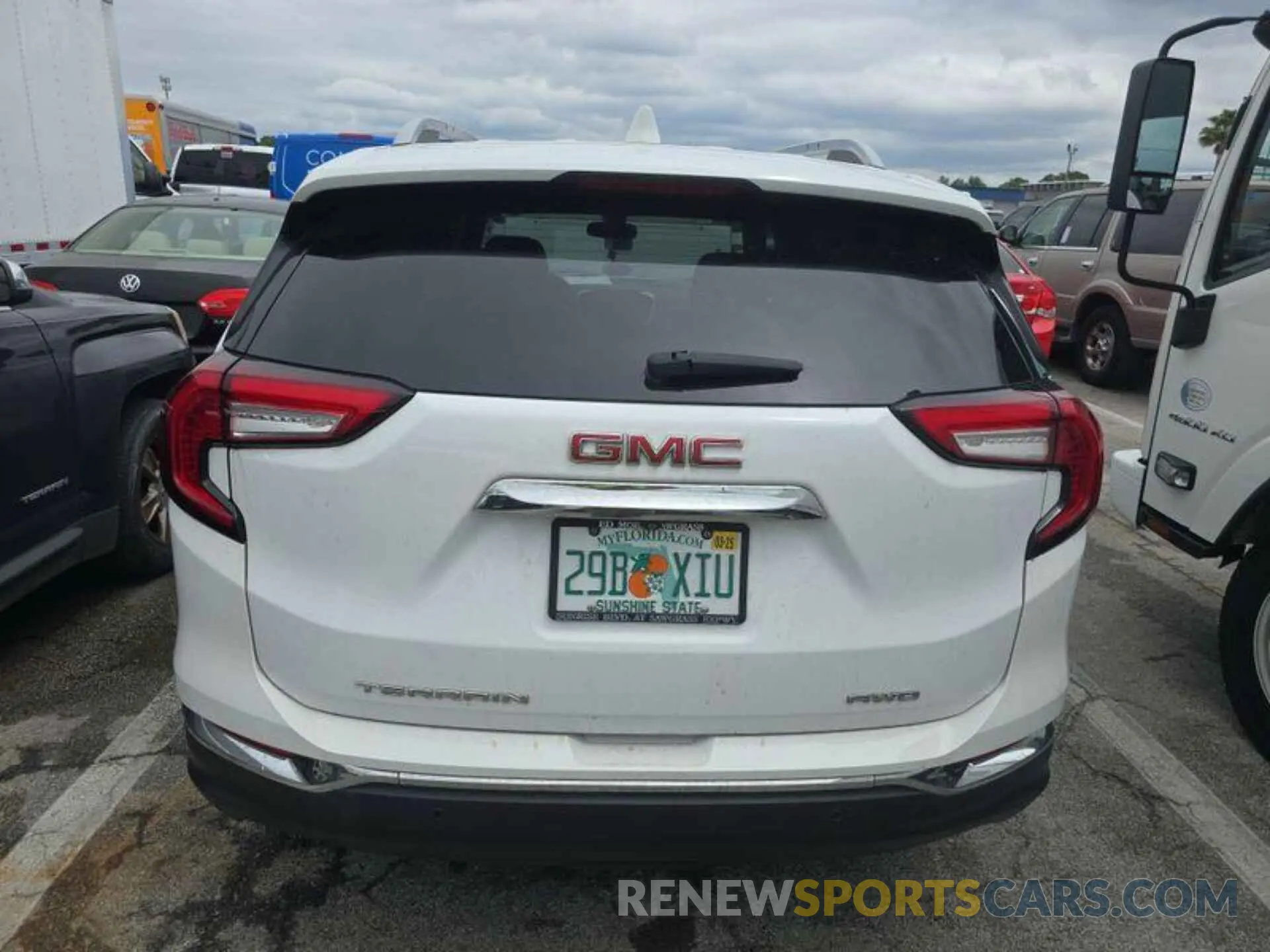 3 Photograph of a damaged car 3GKALVEV3NL232412 GMC TERRAIN 2022