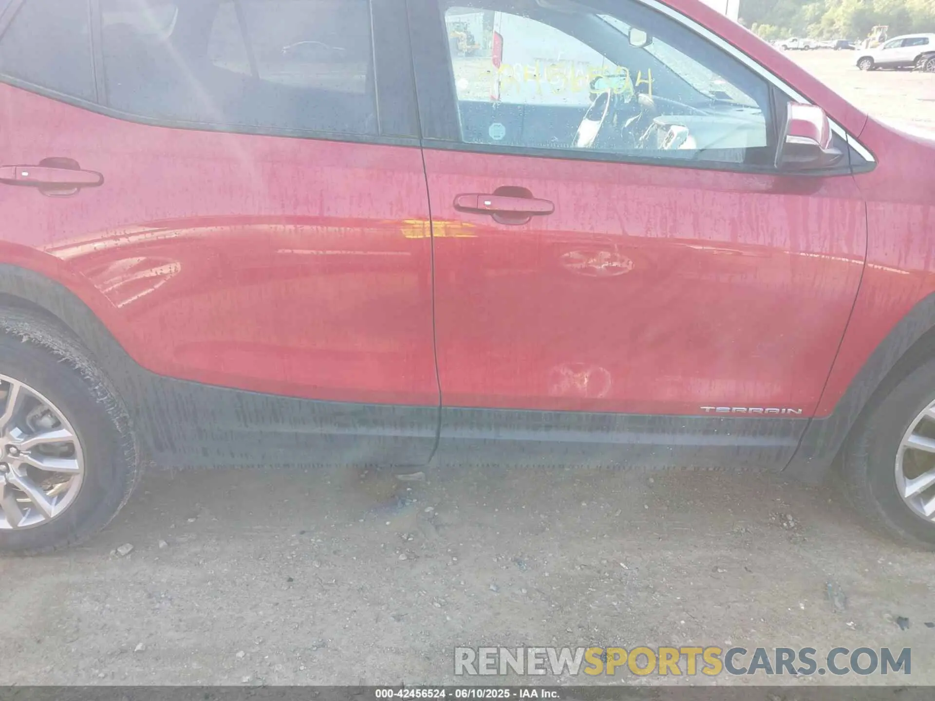13 Photograph of a damaged car 3GKALVEV4NL105541 GMC TERRAIN 2022