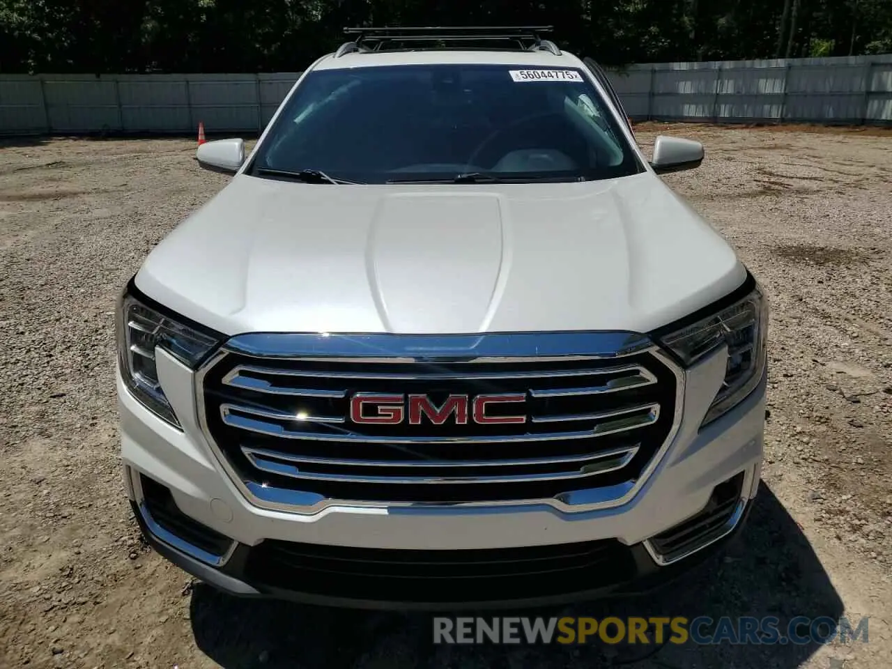 5 Photograph of a damaged car 3GKALVEV4NL133811 GMC TERRAIN 2022