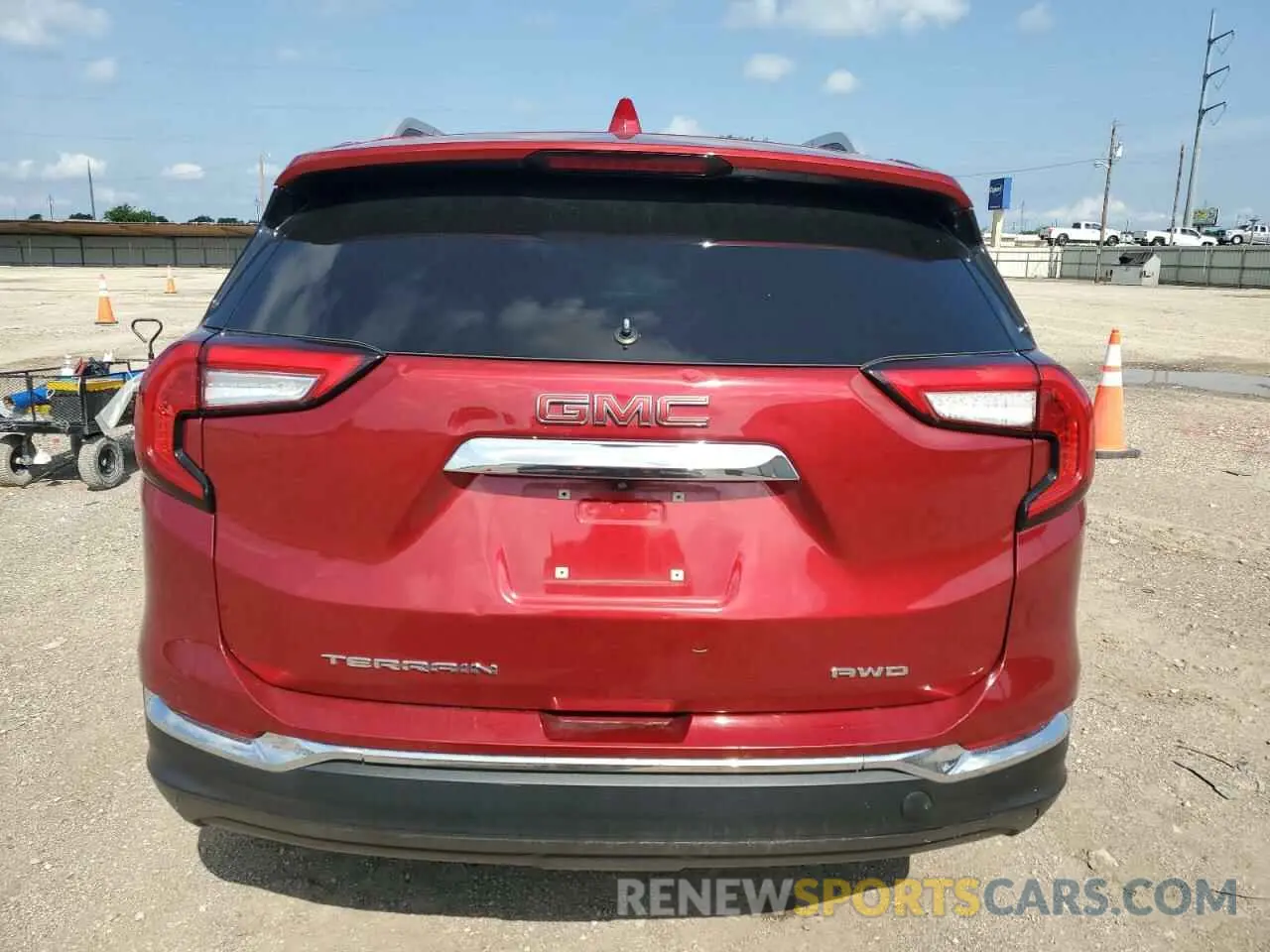 6 Photograph of a damaged car 3GKALVEV4NL162239 GMC TERRAIN 2022