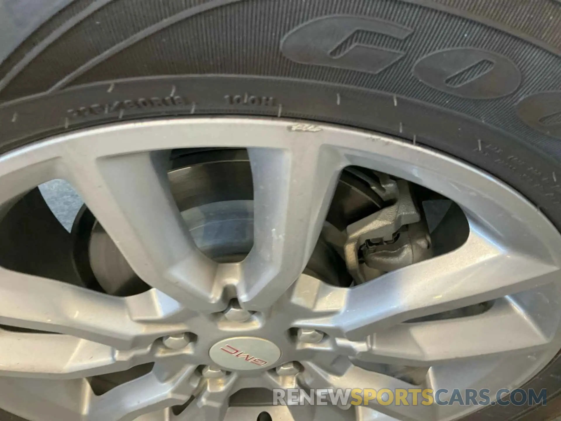 1 Photograph of a damaged car 3GKALVEV4NL232242 GMC TERRAIN 2022