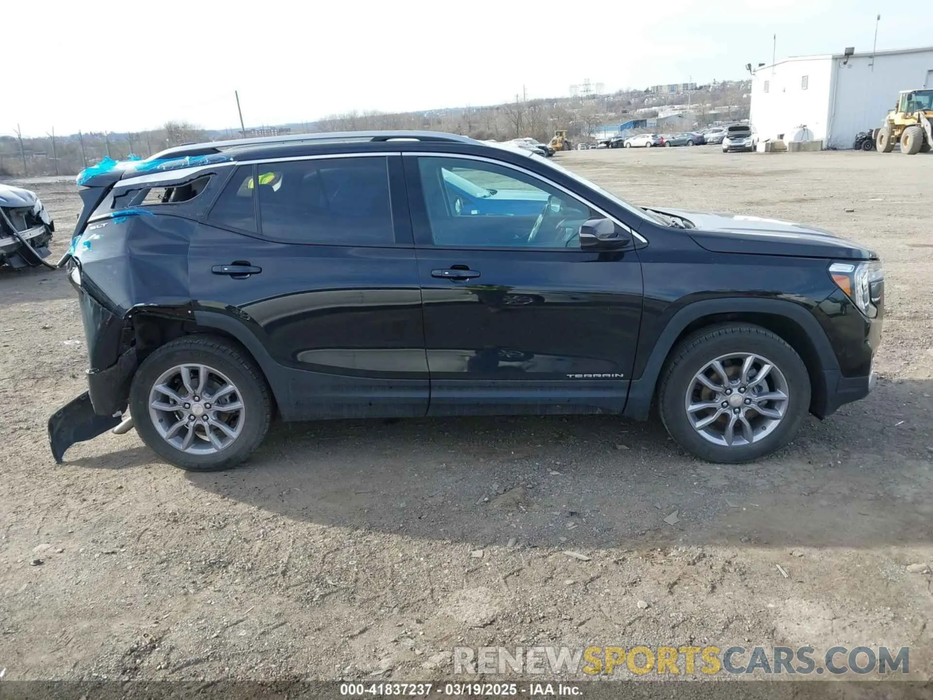 13 Photograph of a damaged car 3GKALVEV4NL287760 GMC TERRAIN 2022