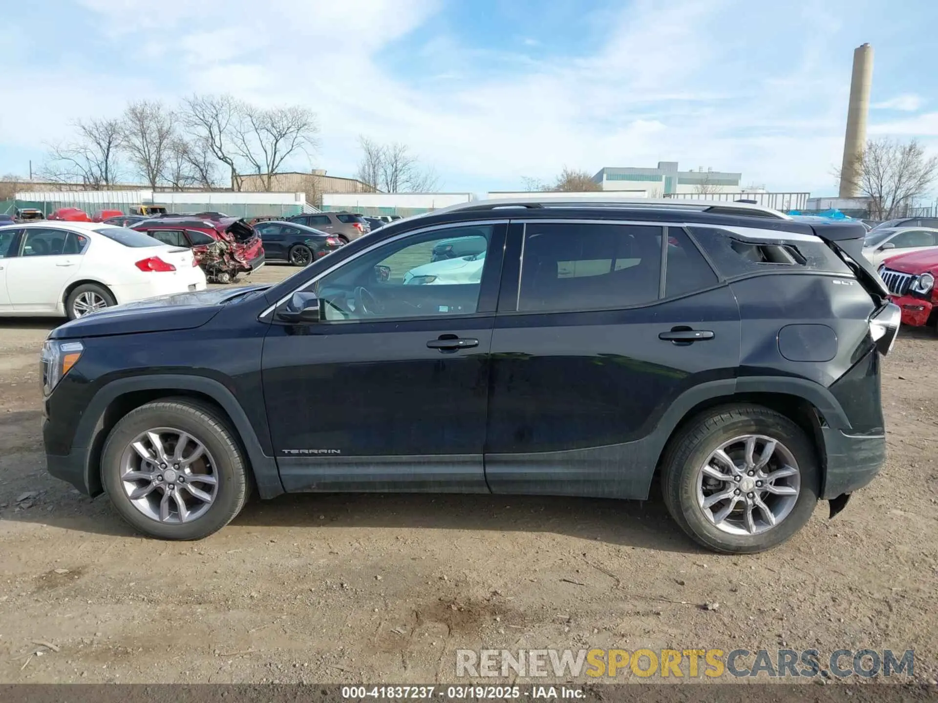14 Photograph of a damaged car 3GKALVEV4NL287760 GMC TERRAIN 2022