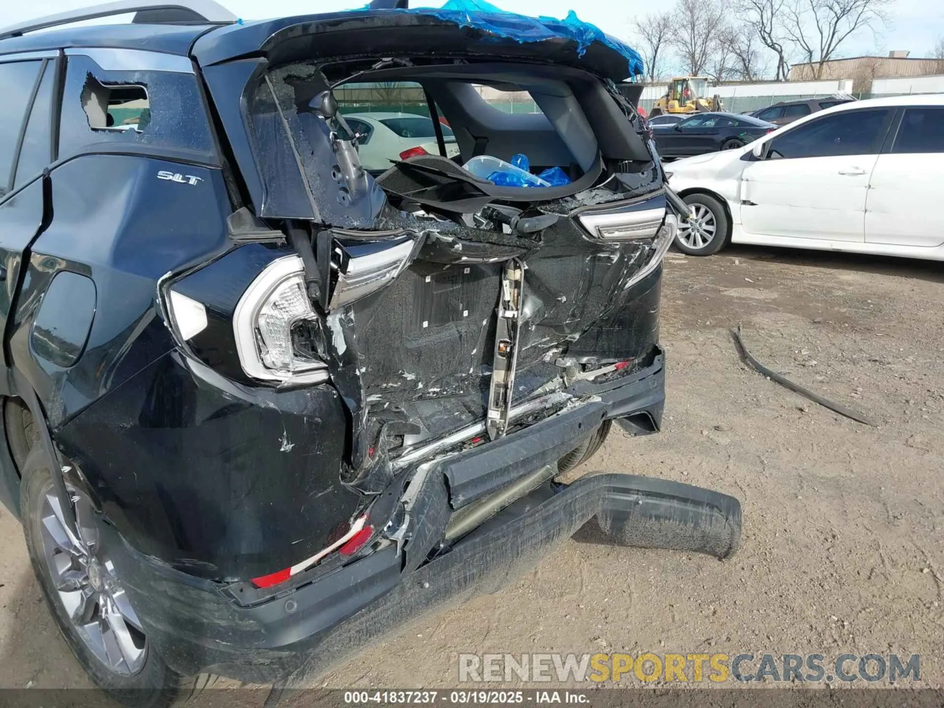 18 Photograph of a damaged car 3GKALVEV4NL287760 GMC TERRAIN 2022