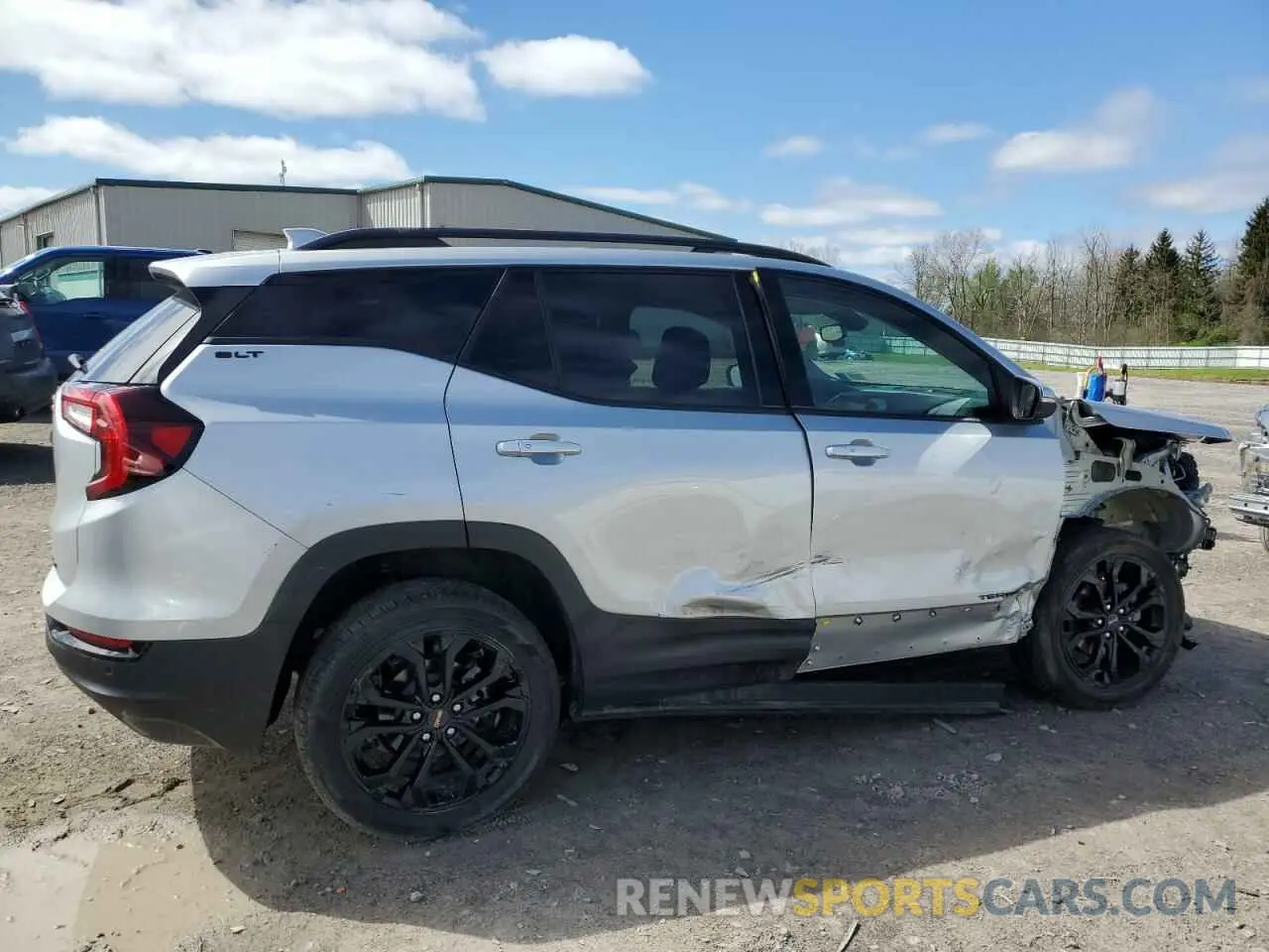 3 Photograph of a damaged car 3GKALVEV6NL194805 GMC TERRAIN 2022