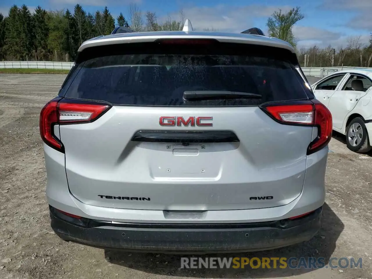 6 Photograph of a damaged car 3GKALVEV6NL194805 GMC TERRAIN 2022