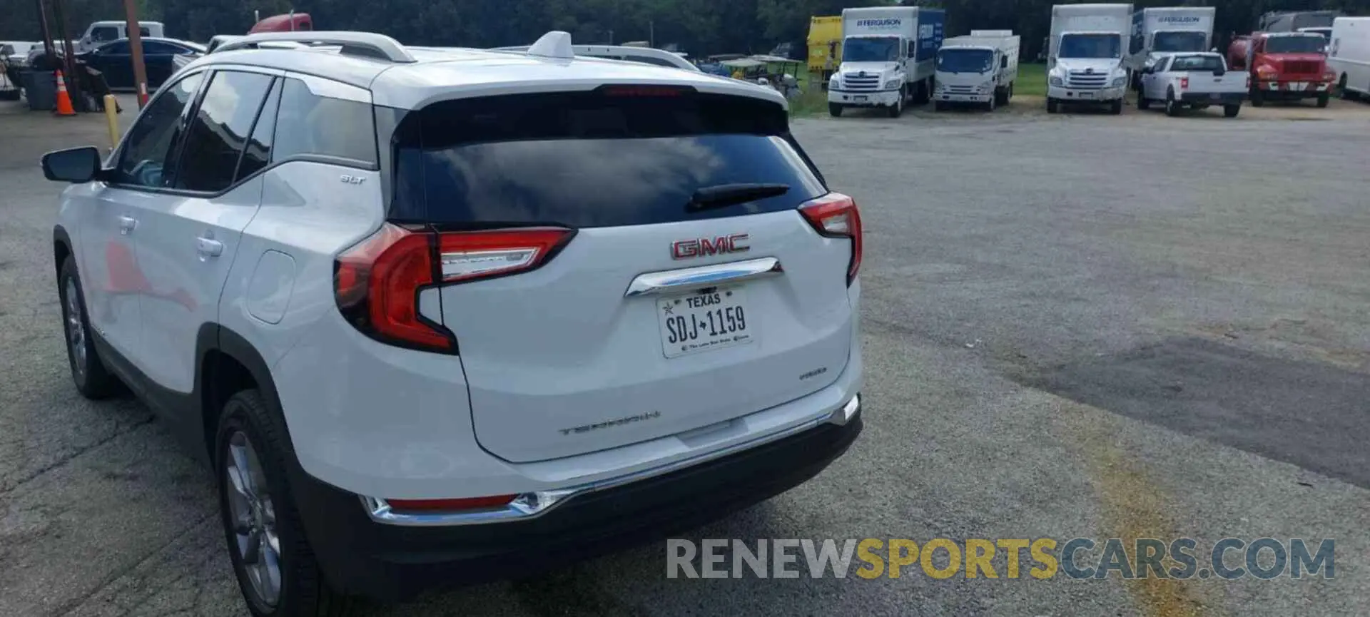 3 Photograph of a damaged car 3GKALVEV6NL232615 GMC TERRAIN 2022