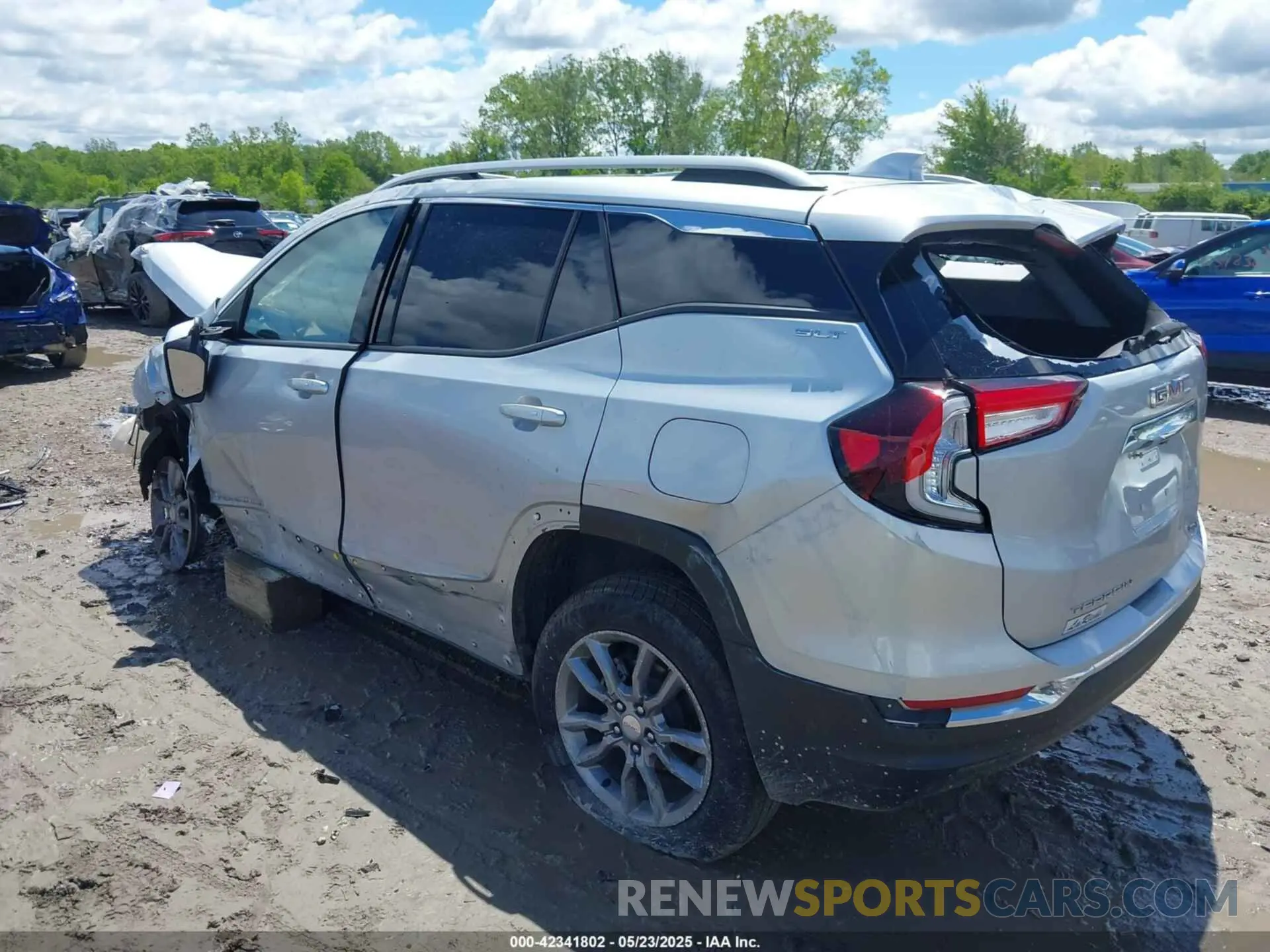 3 Photograph of a damaged car 3GKALVEV7NL124066 GMC TERRAIN 2022