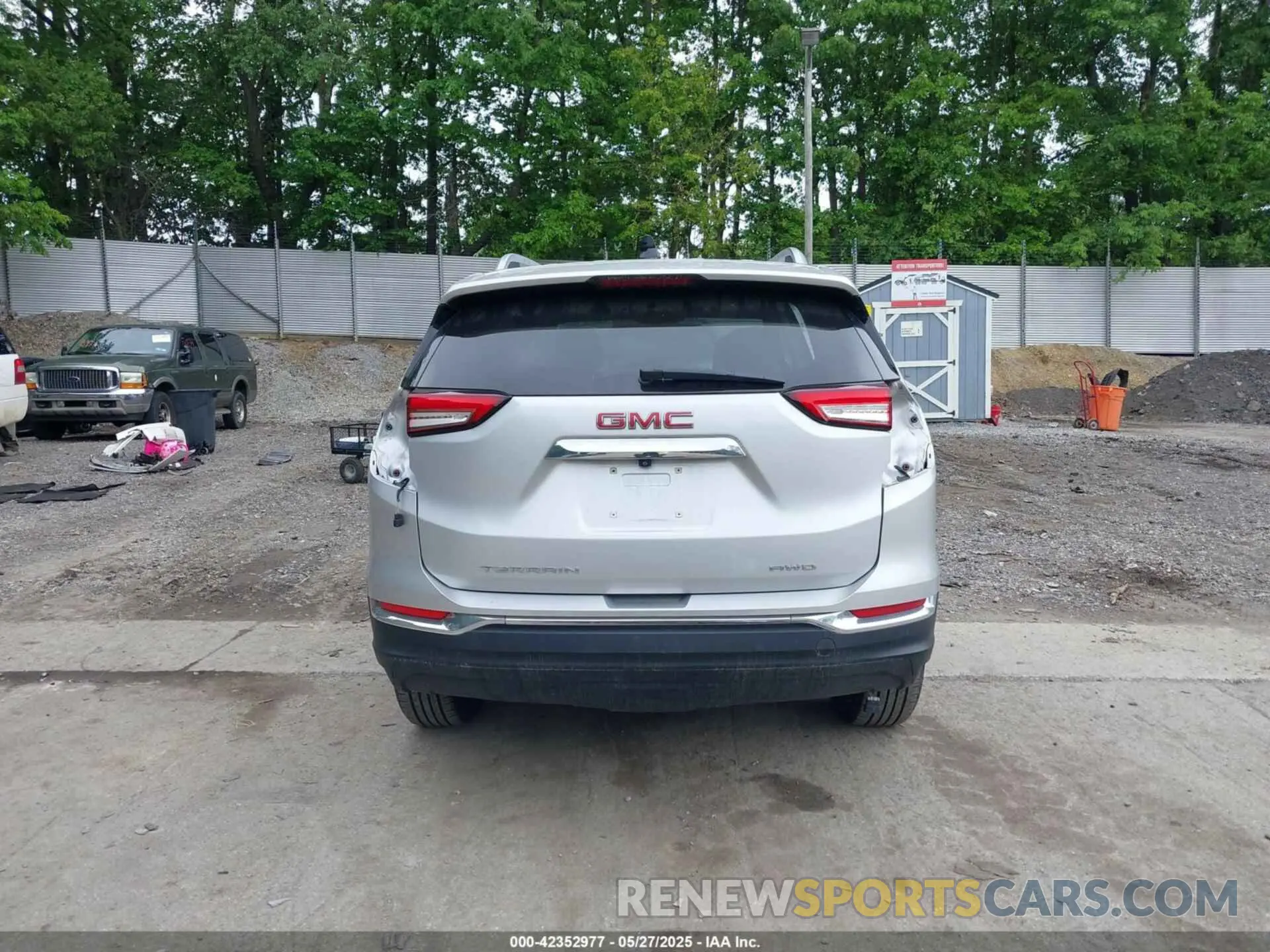 17 Photograph of a damaged car 3GKALVEV7NL159321 GMC TERRAIN 2022