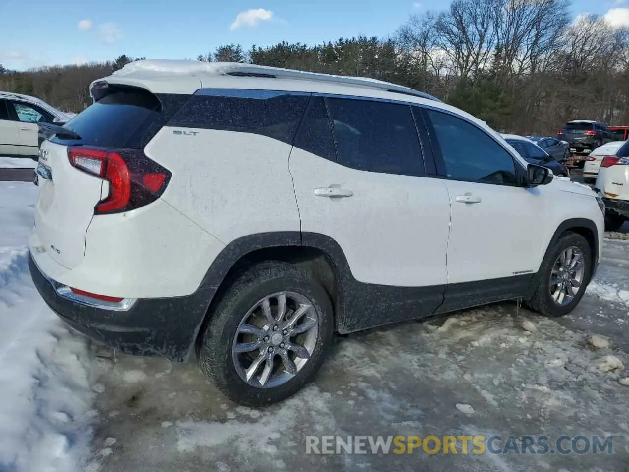 3 Photograph of a damaged car 3GKALVEV8NL109785 GMC TERRAIN 2022