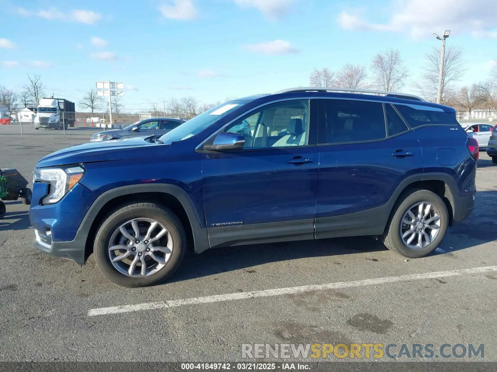 14 Photograph of a damaged car 3GKALVEV9NL173222 GMC TERRAIN 2022