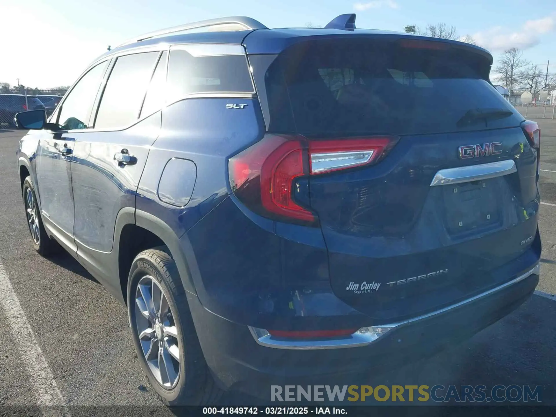 3 Photograph of a damaged car 3GKALVEV9NL173222 GMC TERRAIN 2022