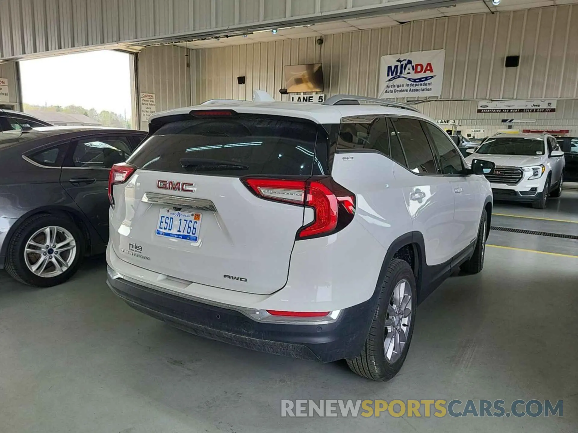 22 Photograph of a damaged car 3GKALVEVXNL231726 GMC TERRAIN 2022